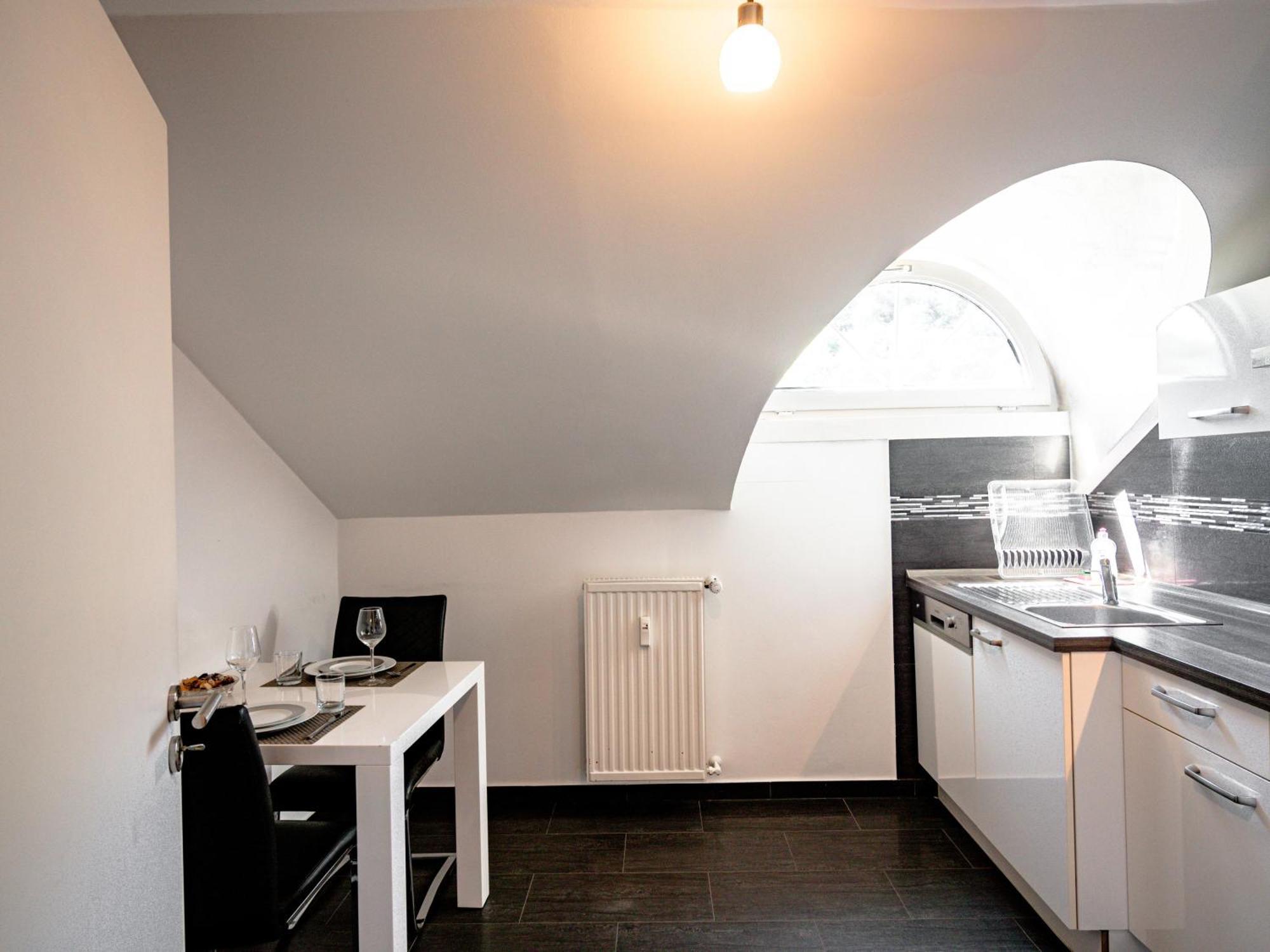 Palatium Apartment *